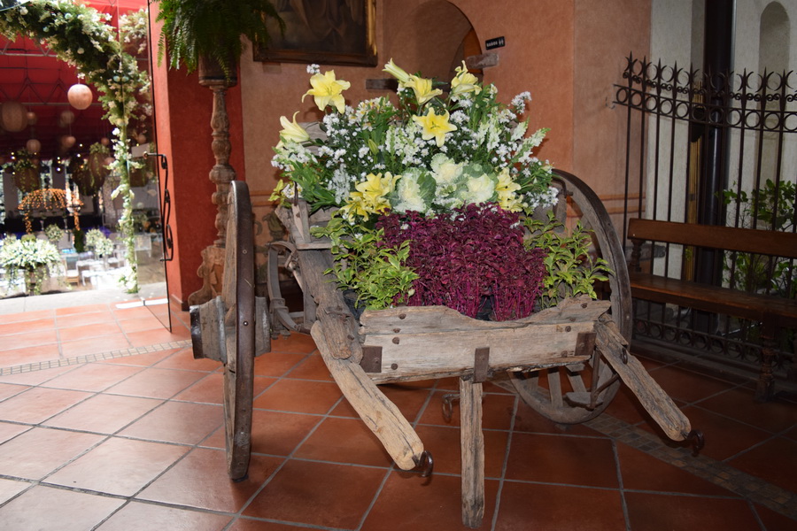 lobby029.jpg