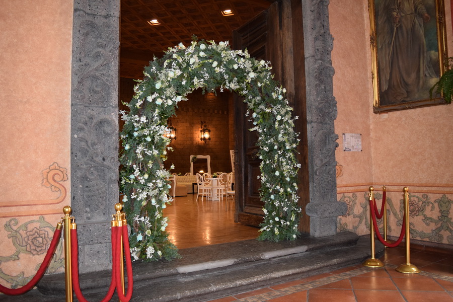 lobby032.jpg