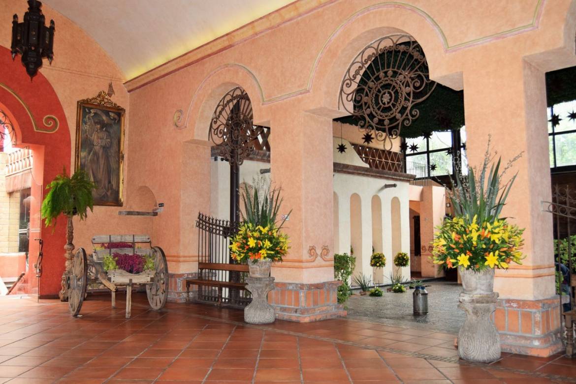 LOBBY-8.jpg