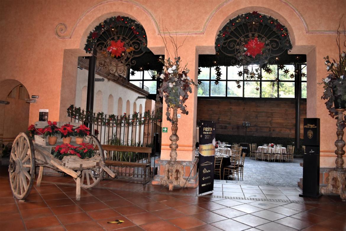 LOBBY-15.jpg
